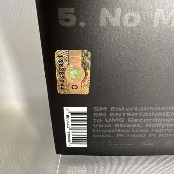 SuperM - SuperM The 1st Mini Album 'SuperM' [TAEMIN Ver.] - Picture 3 of 7